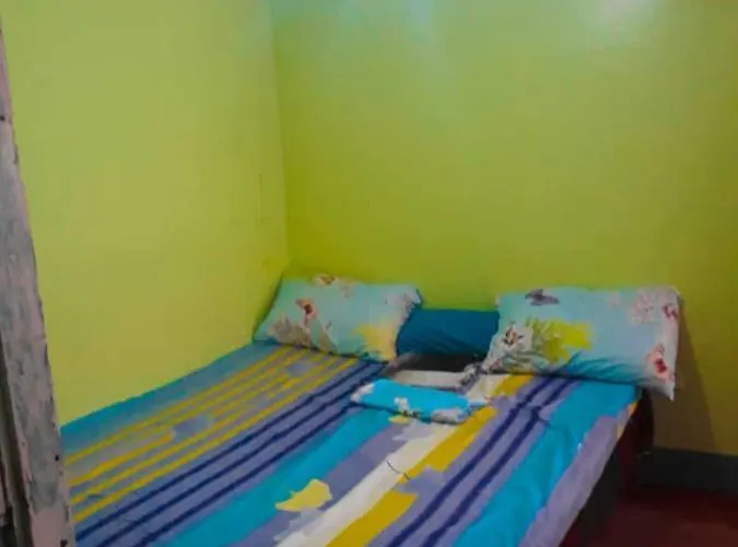 Hostel Madame O'chelle's Dormitel *