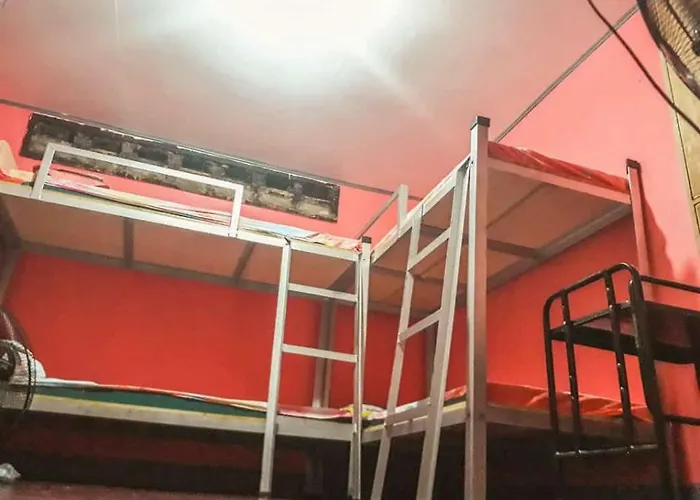 Madame O'chelle's Dormitel Hostel